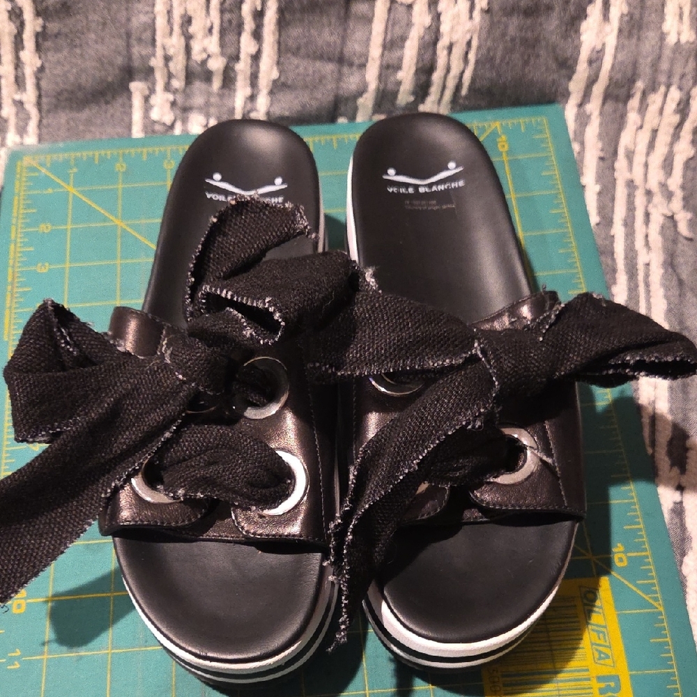 Voile Blanche Black Sandals with Bow Detail